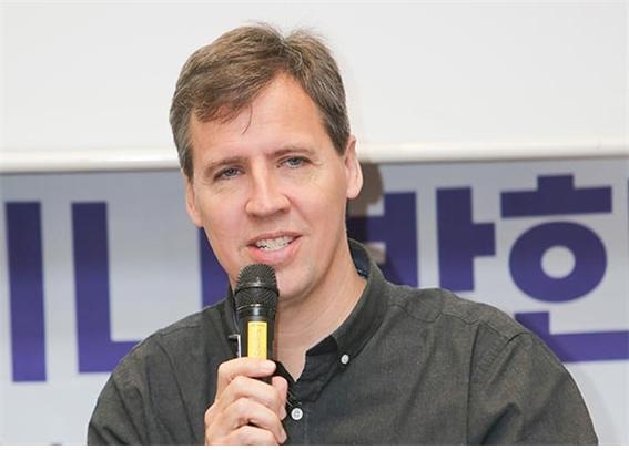 제프 키니와 함께하는 '초등 북 토크' 열려