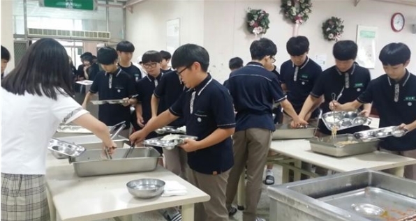 경기도교육청, 자율배식 운영 확대