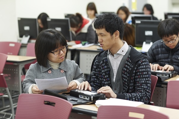 대학 절반 이상, 장애대학생 교육·복지 소홀