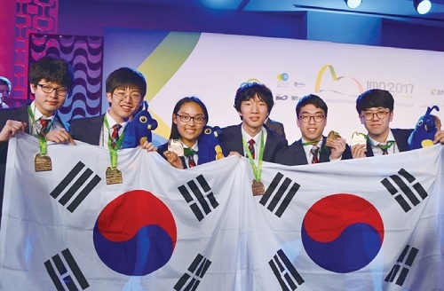 “학교 구성원 합의 담은 조례 기대”