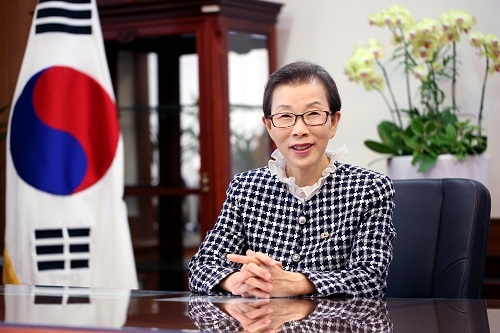 김길자 경인여대 총장, 몽골 교육부 장관 표창 받아