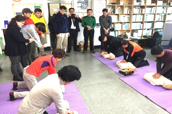 부산서 심장마비 학생 심폐소생술 ‘4분의 기적’ 소생