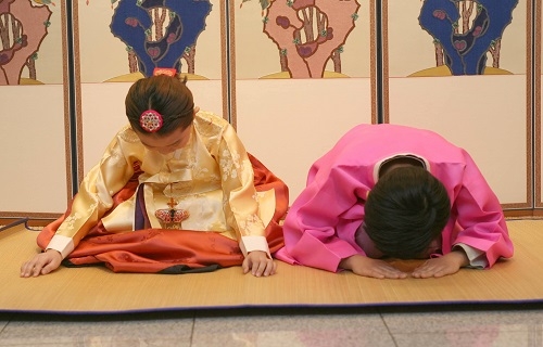 설날 인사말, '편안한 1년' 좌우한다? '이렇게'만 쓰세요