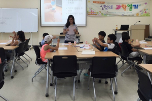 ▲ 16년 8월 가양구립도서관에서 기획교육봉사