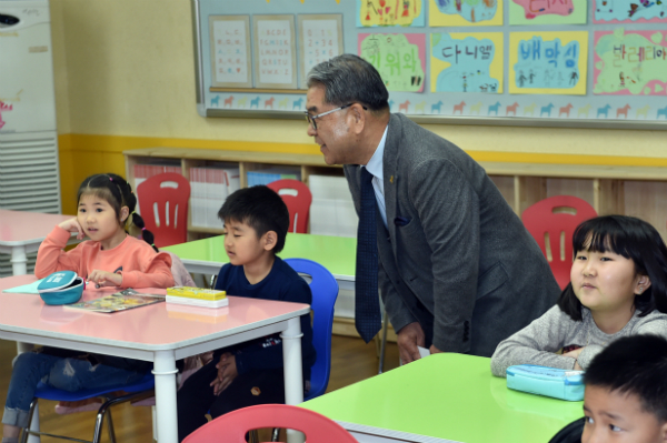 이재정 경기교육감, 다문화 국제혁신학교 교직원과 간담회 실시