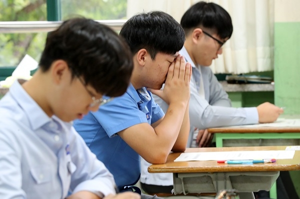 1등의 상징 “국영수 위주로 공부했어요”… 이제는 꼴등의 변명?