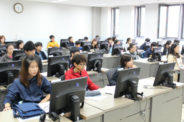 '메갈, 한남'…무개념 초딩 만드는 유튜브 경계하라!