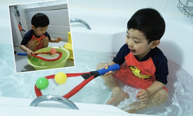 비닐 하나면 집이 곧 아쿠아리움… 자녀 상상력 키워줄 놀이는?