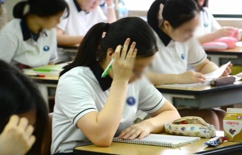 “교육부 정책은 자기모순”… 울며 겨자먹기로 정시확대 검토하는 대학