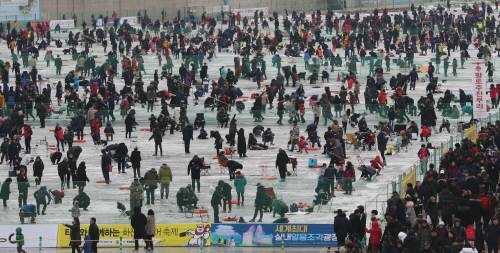 ‘화천산천어축제’ 등 연말 장식할 겨울축제 풍성… 미리 알아봐야 안 놓친다