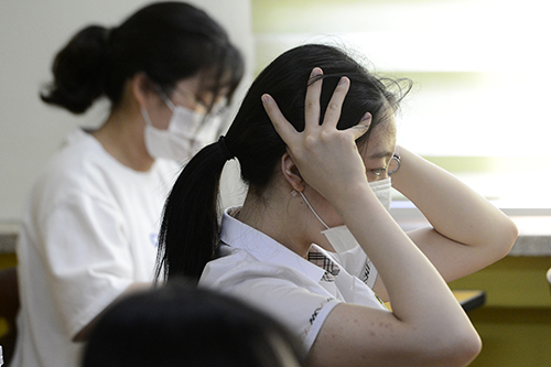 국‧수 1등급컷 모두 80점대, 3월 학평 결과가 경고한다