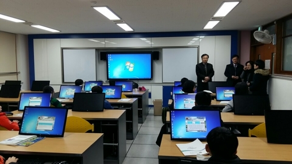 EBS 교육콘텐츠, 모바일로 걱정 없이 이용하세요