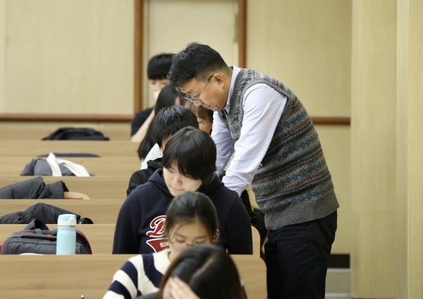 상위권 대학 면접고사, 시사상식 질문 많다