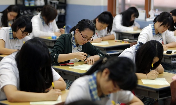 2019 6월 모의고사 ‘미리 보는 수능’ 출제 방향 보니… EBS 연계율 ‘비슷’