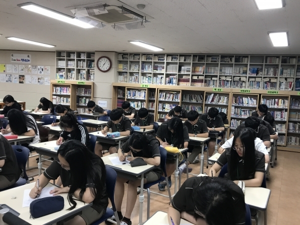 \'수능 탐구\' 쉬운 과목 쏠림 심화…하위권은 어려운 과목 택한다