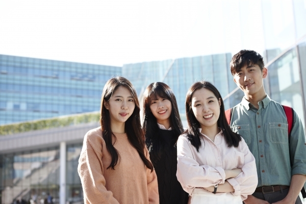2020 수시, 전망있는 \'신설학과\' 공략하라!…유사 학과 경쟁률 도미노 하락