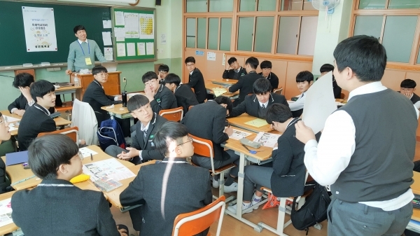 올해 전국 고교 진학률, 자사고↓일반고↑