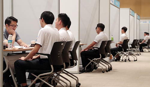 학생 수 감소에도 크게 줄지 않는 과학고 경쟁률, 출석 면담은 더 디테일해져