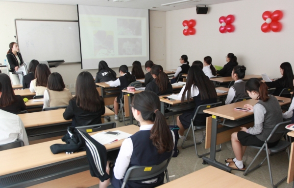 본질 벗어난 세특 불공정 시비…\'고교 학점제, 내신 절대평가\'가 해답