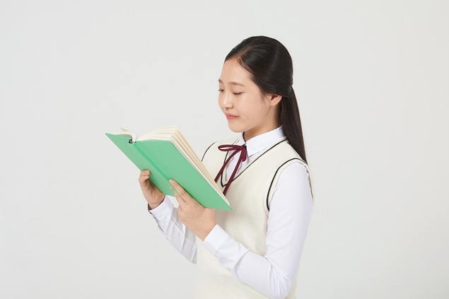 진로 결정 못 해 고민이라면? 책 읽으며 ‘내 길’ 찾자