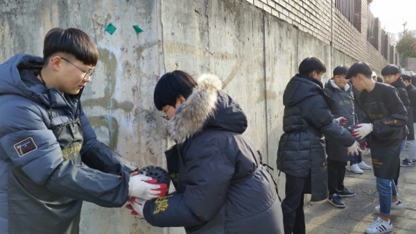 [학생부 관리 꿀팁] 대학이 강조하는 \'인성 평가\'…봉사활동에 국한된 것 아니다!