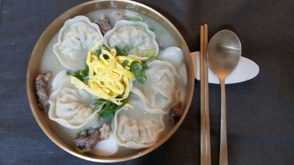 [설 음식 다문화 이야기] 왕실 제사에도 사치였던 만두, 설날 간식되다