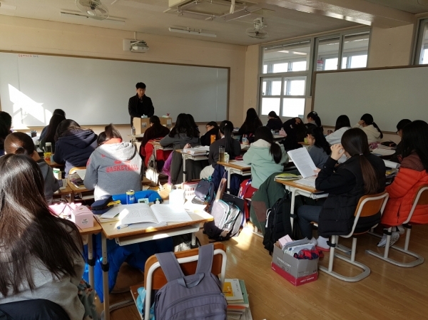 코로나19로 3월 학평도 1주일 연기…3월 19일 실시