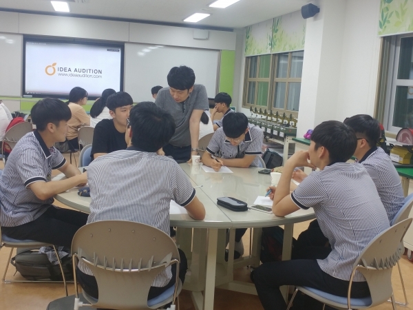 대입 일정 연기되면? \"학생부 점검 시간 부족·학종 블라인드 평가 차질 예상\"