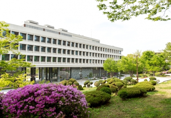 합격자 바뀌는 ‘서류 블라인드 평가’ 그래도 밀고 가야 하나?