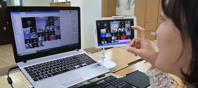 일시적 EBS 접속 장애에 중학생들 ‘어리둥절’