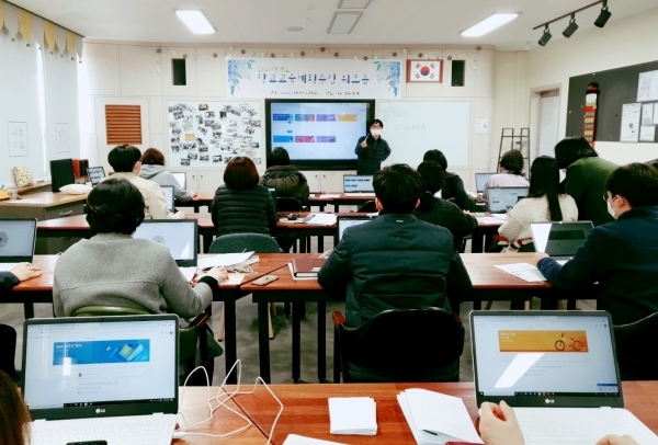 집에서 학종·자소서 준비 가능!…서울교육청, 온라인 진학 상담 프로그램 운영