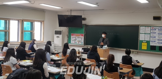 재수생과 첫 대결 \'6월 모평\'…코로나19로 N수생도 어렵긴 마찬가지