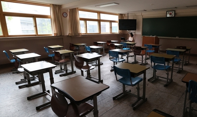 2학기 평가·기록 자율성 확대… 거리두기 3단계엔 中1~2 시험 안 쳐