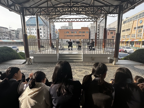 인천동부교육지원청, 초·중학교로 찾아가는 등굣길 음악회 운영